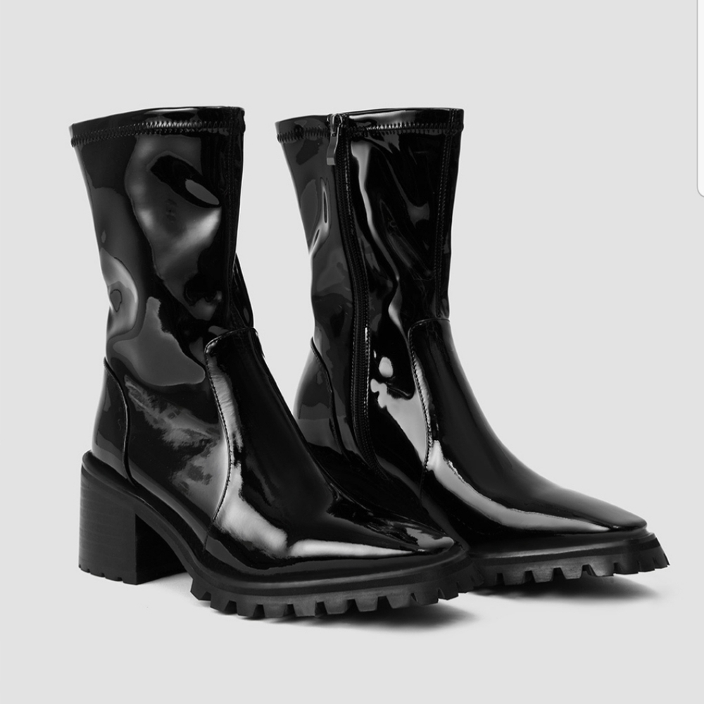 NEW Patent Leather Shiny Boots (Black) - Slowline